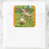 ganzen die een beetje Iers dansen Vierkante Sticker (Tas)