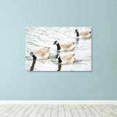 Ganzen zwemmen canvas afdruk (Insitu (Houten vloer))