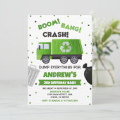 Garbage Truck Anniversaire Invitation (Debout devant)
