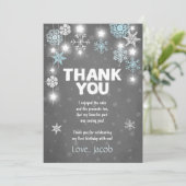 Garçon bleu de carte de remerciements (Debout devant)