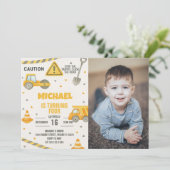 Garçons en construction Invitation d'anniversaire (Debout devant)