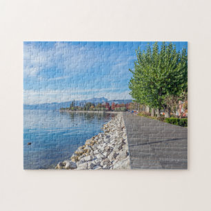 Gardameer in najaarspuzzel legpuzzel