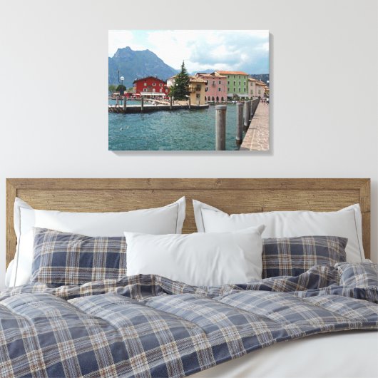 Gardameer Torbole uitzicht canvas print (Insitu (Slaapkamer))