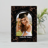 Gardenia Black Arch Foto Afstuderen Aankondiging (Staand Voorkant)