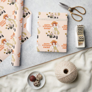 Gardening Girl met zonnebloemen Happy Birthday Cadeaupapier