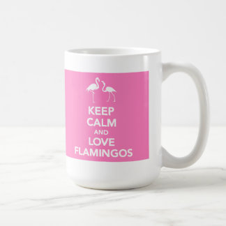 Gardez le calme et aimez la tasse de Flamants