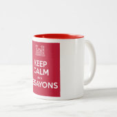 Gardez le calme et la tasse de café d'Essayons (Devant droit)