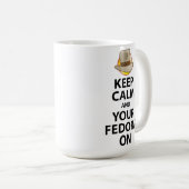 Gardez le calme et votre Fedora sur la tasse (Devant droit)