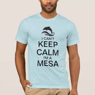 Gardez le T-shirt de dauphin du calme |