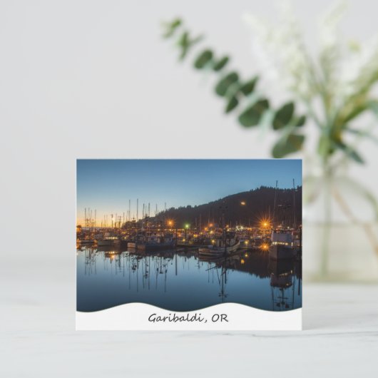 Garibaldi, OU Carte postale (Debout devant)