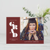 Garnet Bold Serif Single Photo Afstuderen Aankondiging (Staand voorkant)