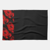 Garniture de rose rouge sur serviette de main ou d (Horizontal)