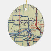 Garrison ND Old Map Keramisch Ornament (Links)