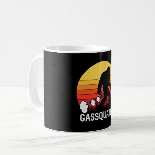 GASSQUATCH Bigfoot Retro fart Design Koffiemok (Voorkant links)