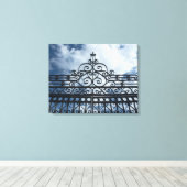 Gate met ruw ijzer, 3-paneelcanvas canvas afdruk (Insitu (Houten vloer))
