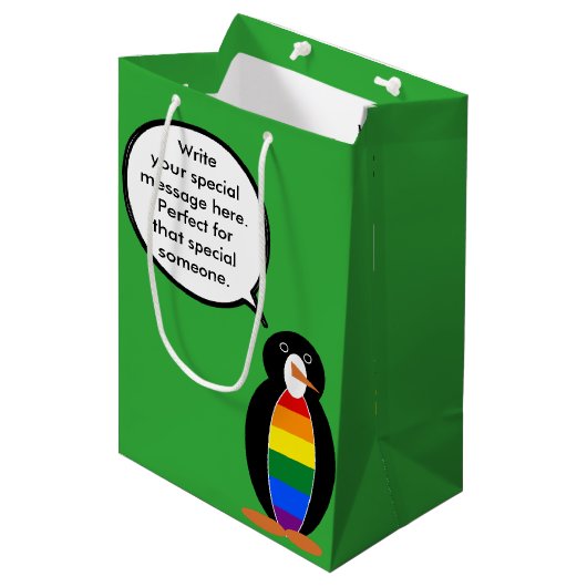 Gay Pride Talking Ms Penguin gepersonaliseerd Medium Cadeauzakje (Voorkant Gekanteld)