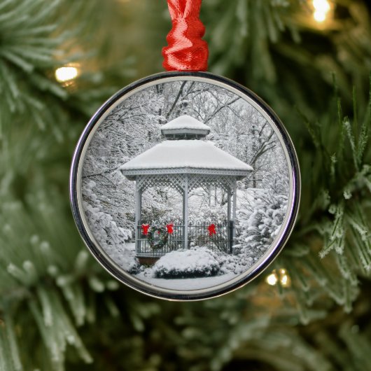Gazebo in de Snow Metal Ornament (Boom)