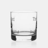 gazon kommen gebogen en de mooie, whisky glas (Rechts)