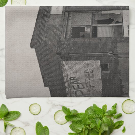 Geannuleerde diervoederwinkel theedoek (Gevouwen)