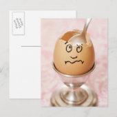 Gebarsten ei met aangetrokken gezicht briefkaart (Voorkant / Achterkant)