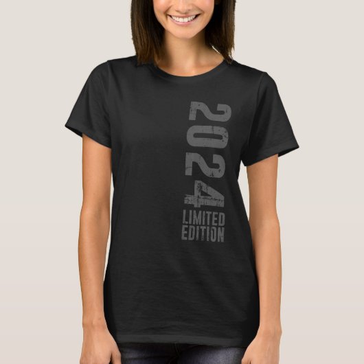 Geboortedatum en -vintage, geboren in 2024 t-shirt (Voorkant)