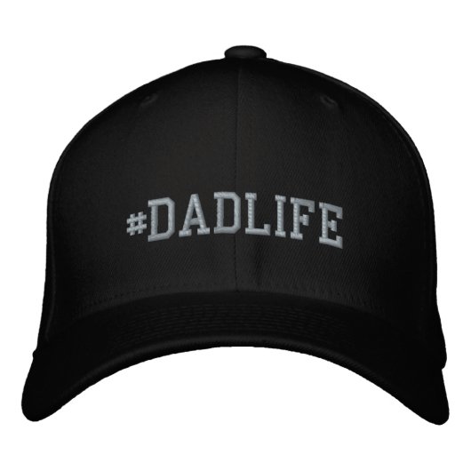 Geborduurde DadLife Basic Flexfit Wolhoed Pet (Voorkant)