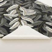 Geborduurde takken: zwart-wit print. sherpa deken (3/4)