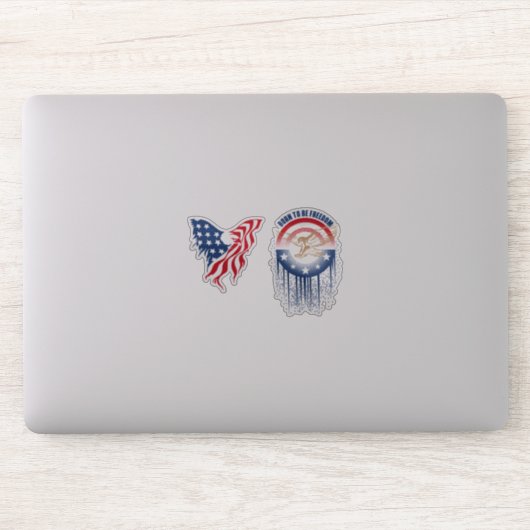 Geboren als Vrijheid | 4 x 4 inch — Glanzend trans Sticker (Computer)