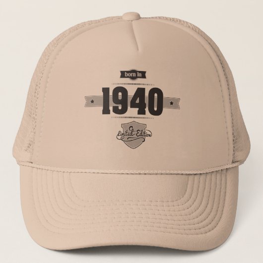 Geboren in 1940 (Donker & Lightgrey) Trucker Pet (Voorkant)