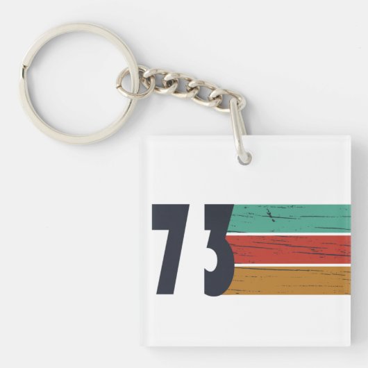 Geboren in 1973 verjaardagscadeau sleutelhanger (voorkant)