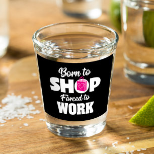 Geboren in winkel die gedwongen wordt te werken shot glas