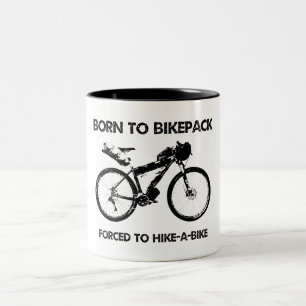 Geboren om Bikepack gedwongen om te wandelen-a-bik Tweekleurige Koffiemok