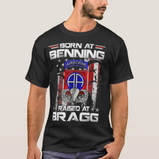 Geboren op Ft Benning Raised Fort Bragg Airborne,  T-shirt