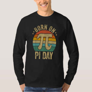 Geboren op Pi Day Wiskunde vergelijkt  zonneschijn T-shirt