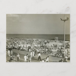 Geboste strand briefkaart