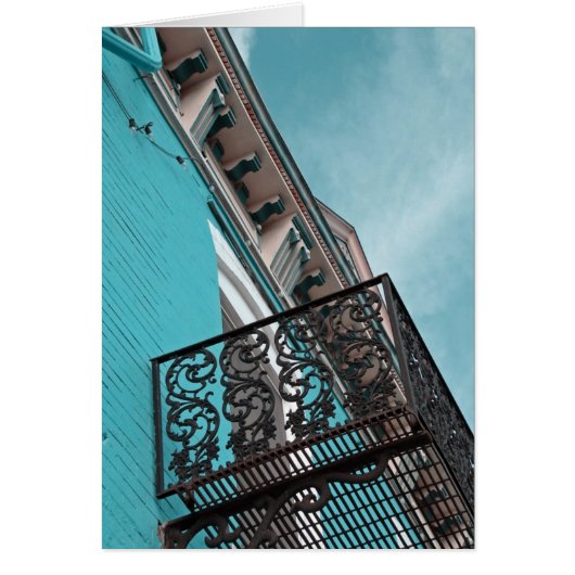 Gebouw en balkon (Voorkant)