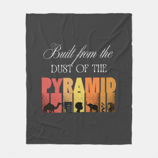 Gebouwd uit het stof van de Piramide | Fleece deke Deken