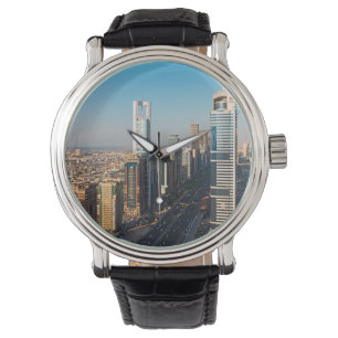 Gebouwen langs Sheikh Zayed Road, Dubai Horloge