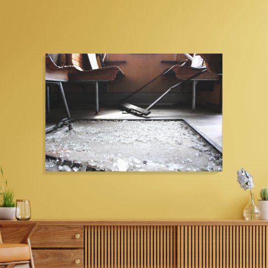 Gebroken glas op het aardverzegelde treinstanvas canvas afdruk (Insitu (Woonkamer))