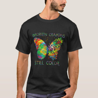 Gebroken kleurpotloden kleuren nog steeds vlinder t-shirt
