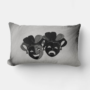 Gecombineerde en tragische theater jester maskers kussen