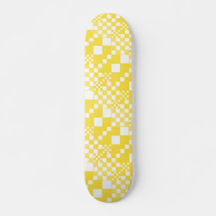 Gecontroleerd, controles in citroengeel en wit skateboard