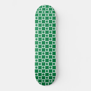 Gecontroleerd groen en wit shamrock Clover-patroon Skateboard
