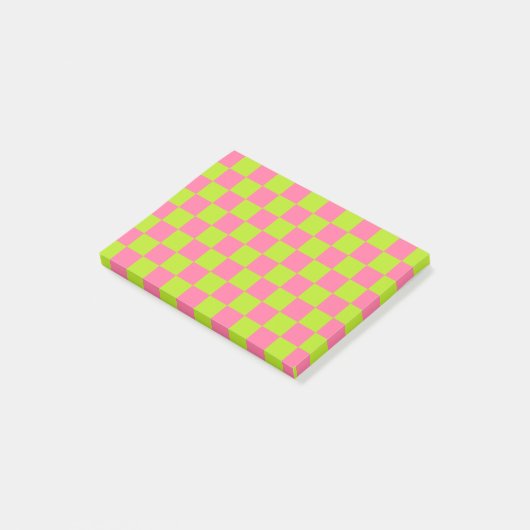 Gecontroleerd kalkgroen en roze post-it® notes (Schuin)