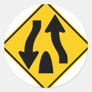 Gedeelde snelweg eindigt met Highway Sign Ronde Sticker
