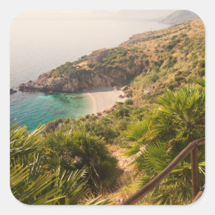 Gedekt strand in Lo Zingaro, Sicilië Vierkante Sticker