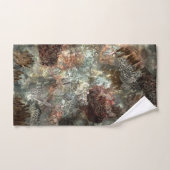 Gedempte lagen bruine kristallen bad handdoek (Handdoek)