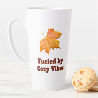 Gedreven door Gezellige Herfst Koffie Citaten Latte Mok