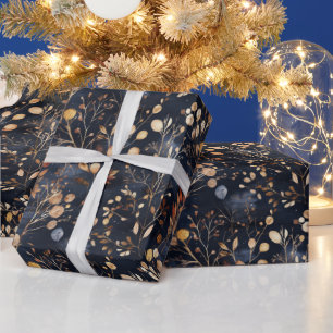 Gedroogde bloemen en goudkleurige bladeren cadeaupapier