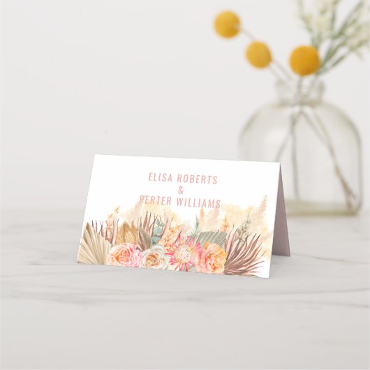 Gedroogde bloemen en pampas gras met een zachte ro (Achterkant)